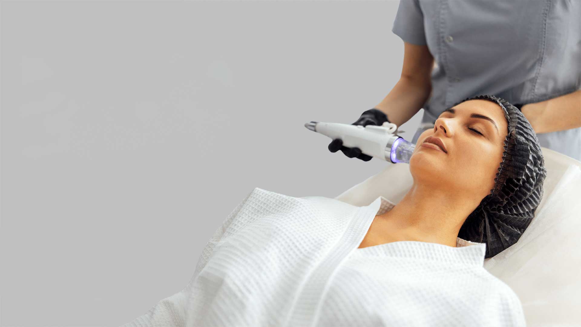 Advanced facial skin rejuvenation treatment