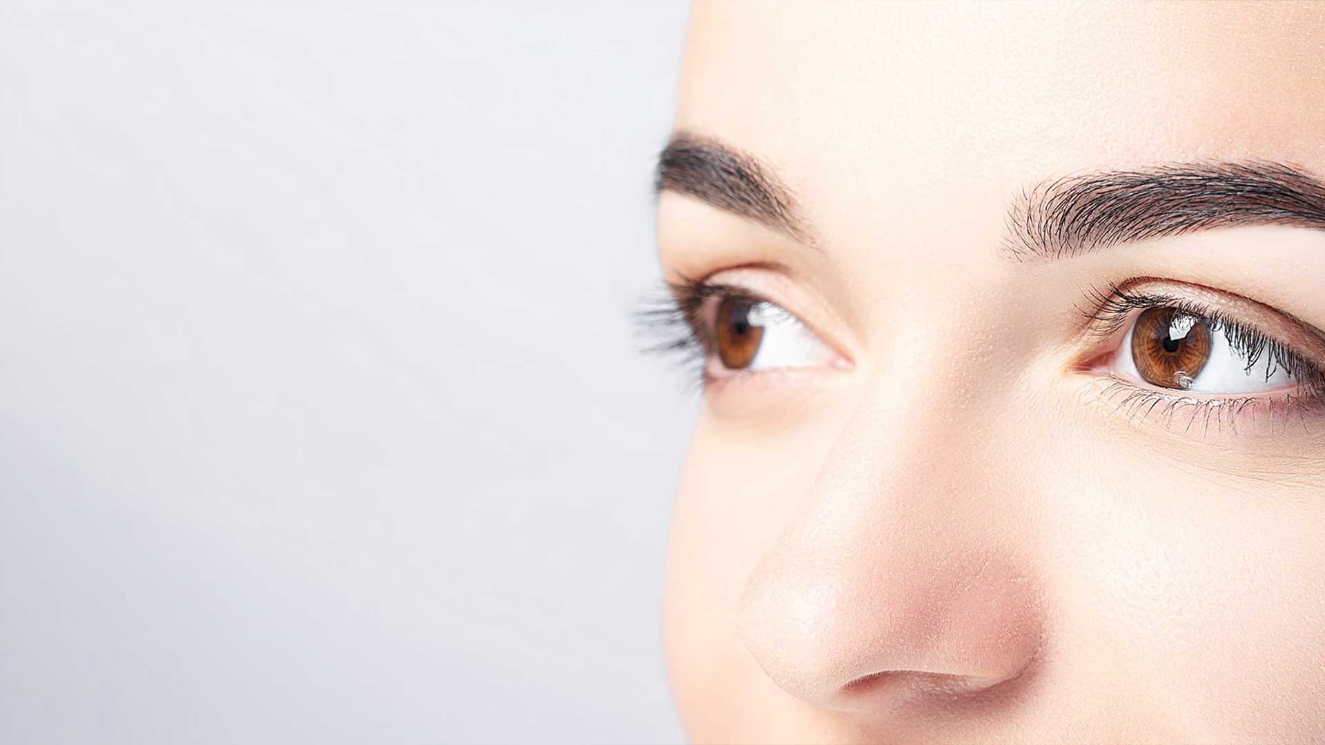 Bright, youthful eyes after Upneeq treatment at Aura Wellness LV